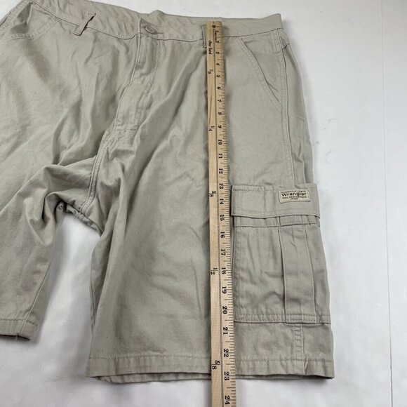 Wrangler Cargo Shorts Men’s 40 Flat Front Beige Lightweight Cotton Hike Outdoors - Picture 4 of 8